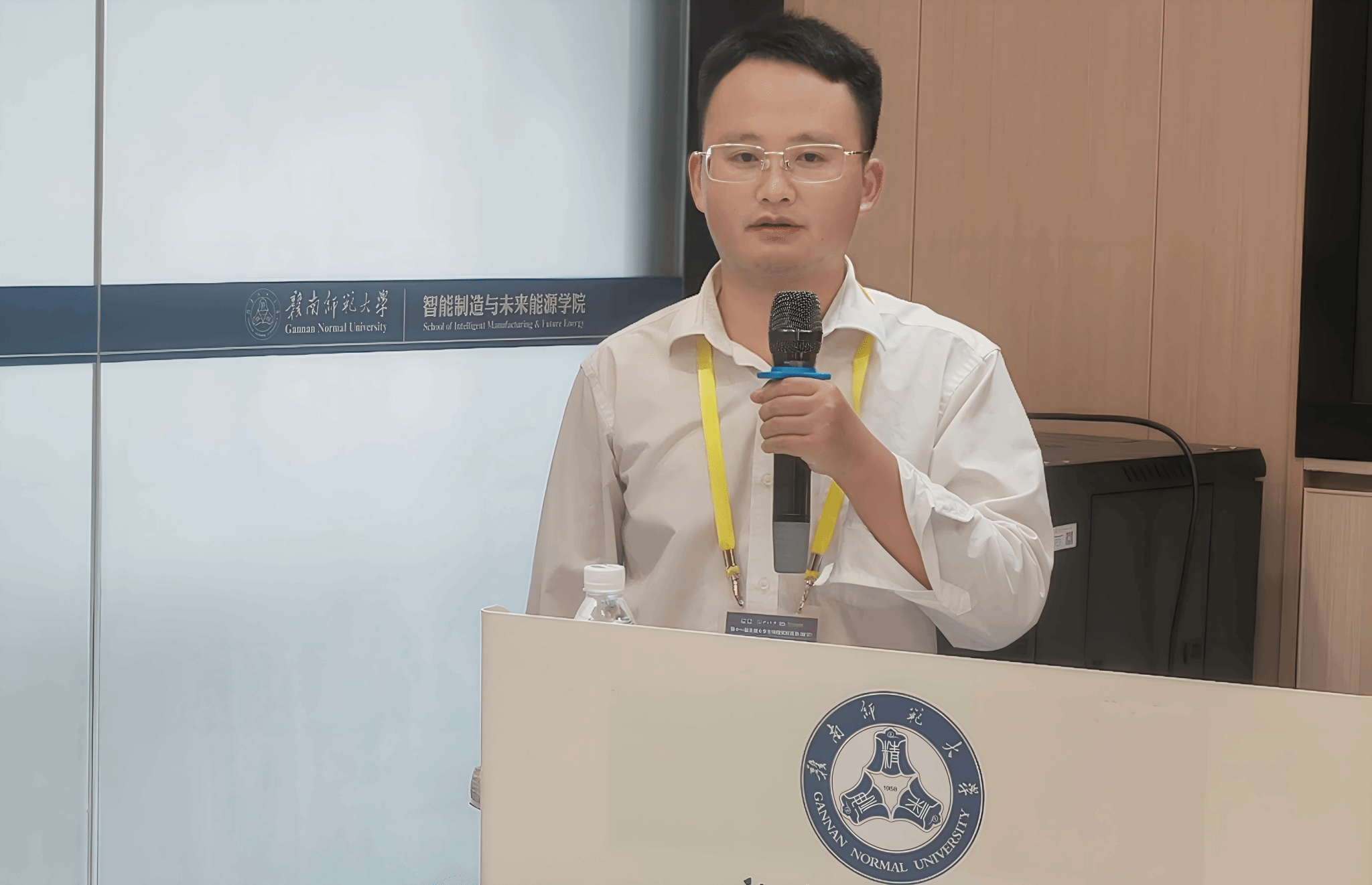 【智·能者说】NO.5刘小清：赣鄱青年俊才 三维育人先锋